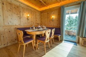 Essbereich Arvenzimmer Mittaglugga