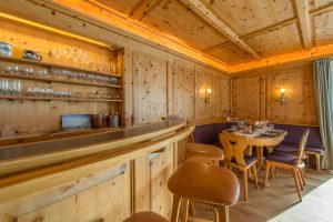 Bar und Essbereich Mittaglugga